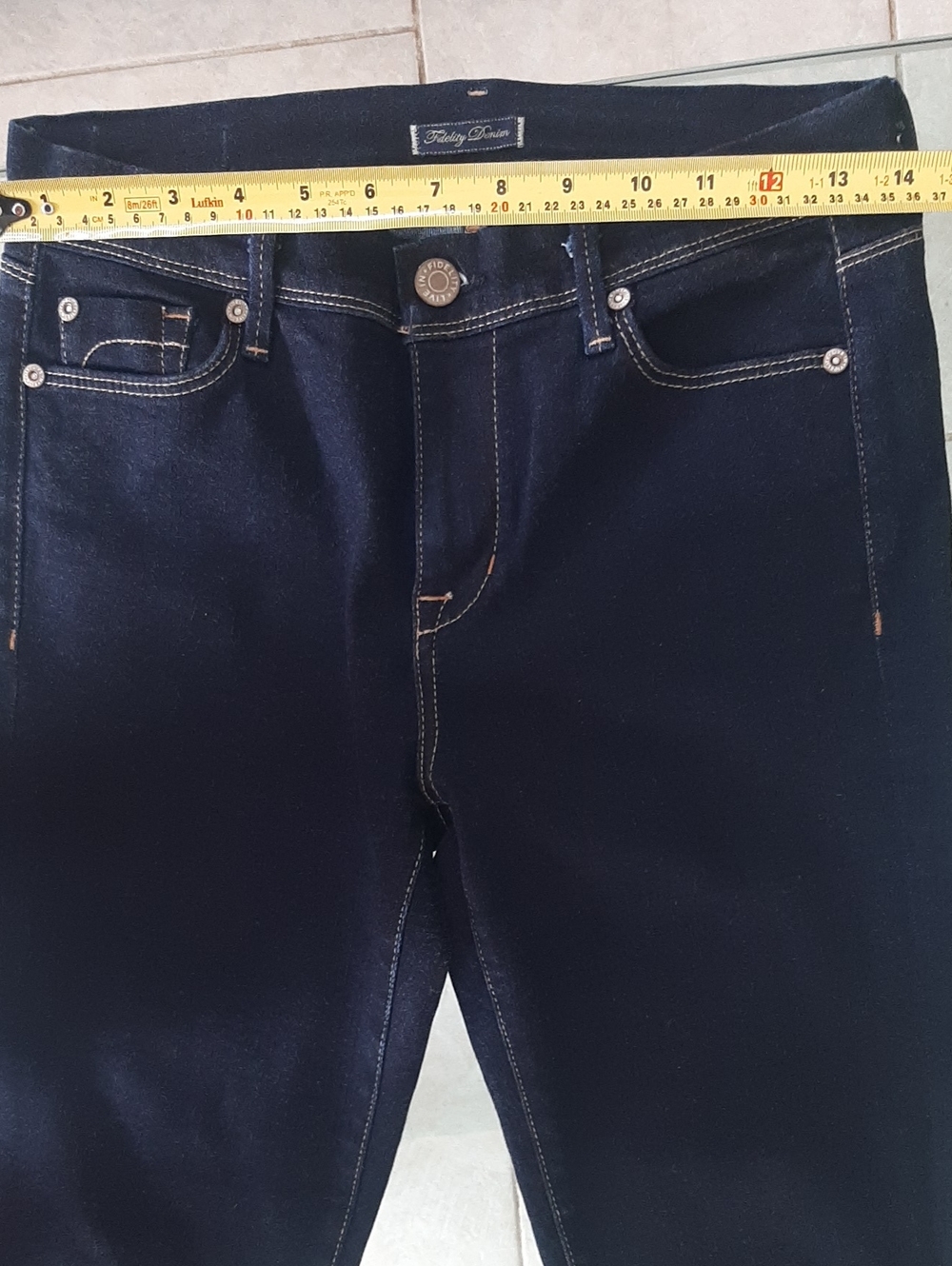 Fidelity💙"STEVIE"NWOT  Scorpion Rinse Straight Leg Jeans Jeans Like New Sz 29 - Picture 8 of 10